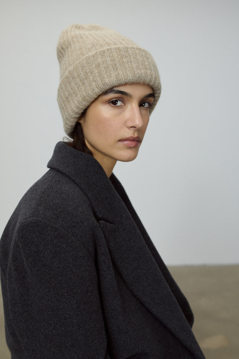 Beanie 02